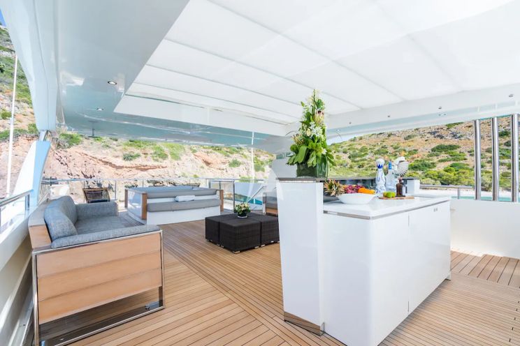 Charter Yacht LE VERSEAU - Princess 40M - 5 Cabins - Athens - Mykonos - Paros - Cyclades - Greece