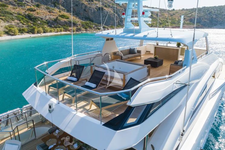 Charter Yacht LE VERSEAU - Princess 40M - 5 Cabins - Athens - Mykonos - Paros - Cyclades - Greece
