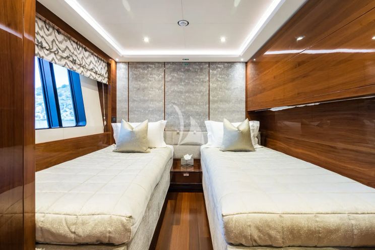 Charter Yacht LE VERSEAU - Princess 40M - 5 Cabins - Athens - Mykonos - Paros - Cyclades - Greece