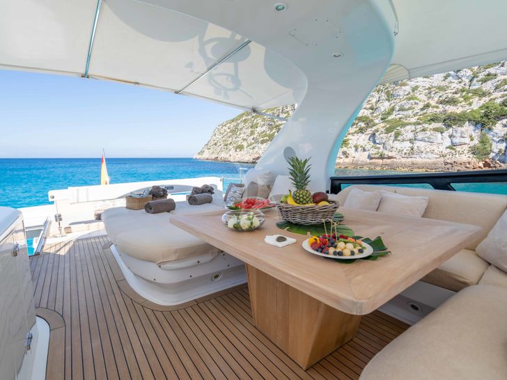 LEX Maiora 24S - sundeck lounge and dining area LEX Maiora 24S - sundeck lounge and dining area