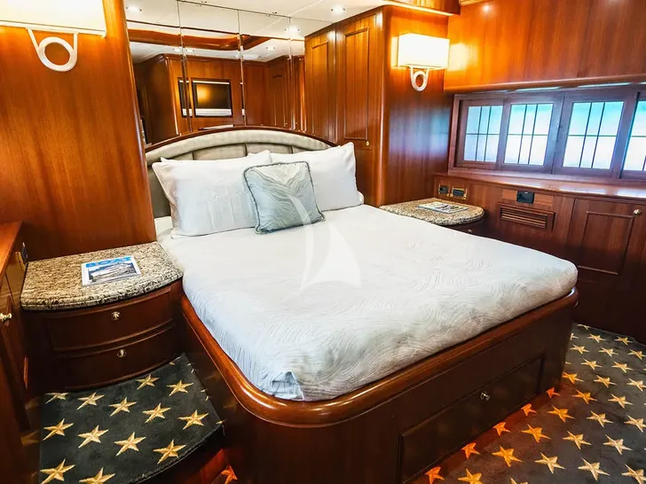LEXINGTON Horizon 25m VIP cabin 1 LEXINGTON Horizon 25m VIP cabin 1