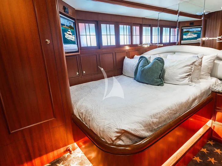 LEXINGTON Horizon 25m VIP cabin 2 LEXINGTON Horizon 25m VIP cabin 2