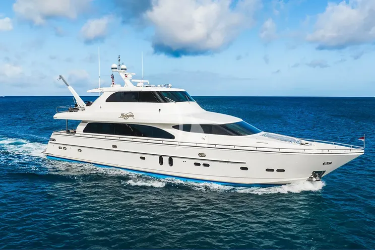 Charter Yacht LEXINGTON - Horizon 25m - 4 Cabins - Nassau - Exumas - Bahamas