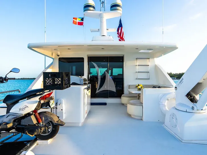 LEXINGTON Horizon 25m flybridge LEXINGTON Horizon 25m flybridge