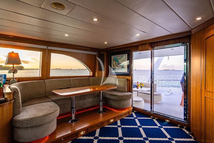 Charter Yacht LEXINGTON - Horizon 25m - 4 Cabins - Nassau - Exumas - Bahamas