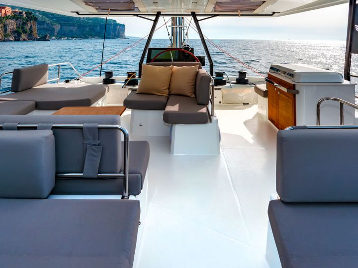 LIBERTA Fountaine Pajot Samana 59 - flybridge LIBERTA Fountaine Pajot Samana 59 - flybridge