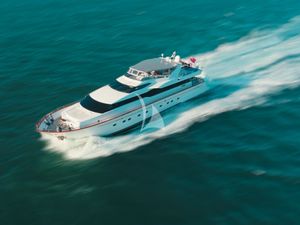 LIBERTE IV - Falcon 100 - 4 Cabins - Nadi - Yasawa - Malolo - Tavarua - Fiji - New Zealand LIBERTE IV - Falcon 100 - 4 Cabins - Nadi - Yasawa - Malolo - Tavarua - Fiji - New Zealand