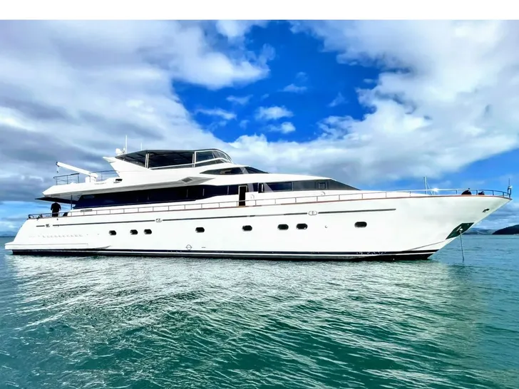 LIBERTE IV Falcon 100 - side profile LIBERTE IV Falcon 100 - side profile