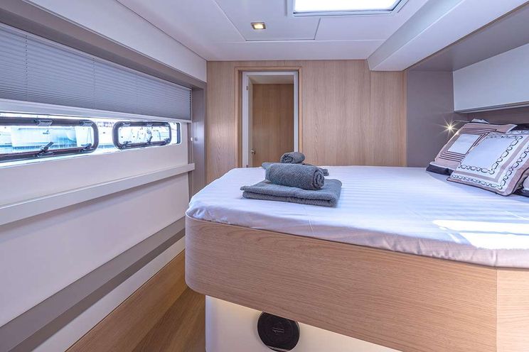 Charter Yacht LICENSE TO CHILL - Bali 5.4 - 5 cabins - Athens