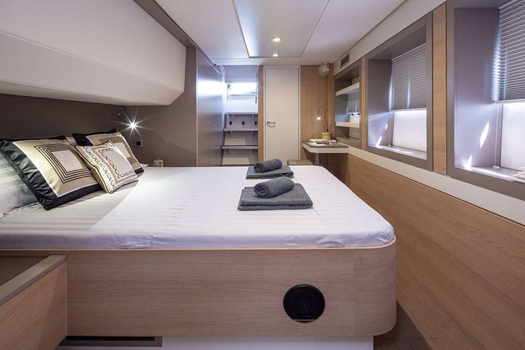 Charter Yacht LICENSE TO CHILL - Bali 5.4 - 5 cabins - Athens