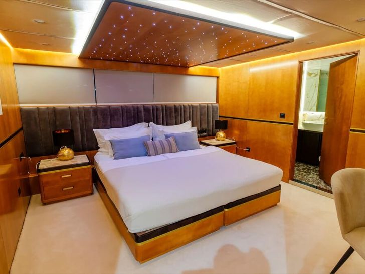 LIFE IS GOOD Ximar Sailing Yacht 45m - VIP cabin LIFE IS GOOD Ximar Sailing Yacht 45m - VIP cabin