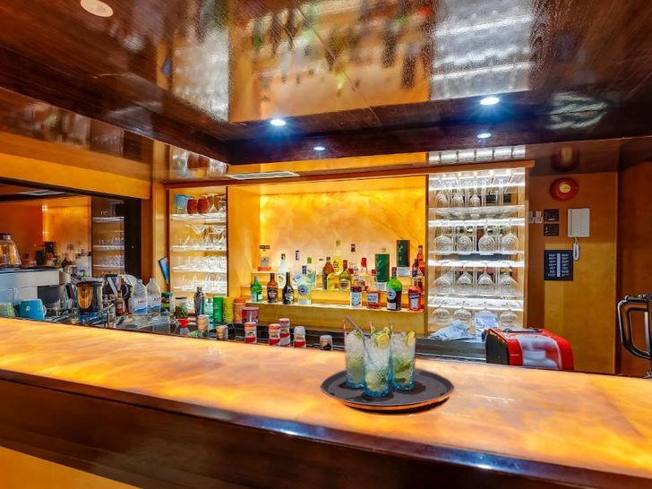 LIFE IS GOOD Ximar Sailing Yacht 45m - bar area LIFE IS GOOD Ximar Sailing Yacht 45m - bar area