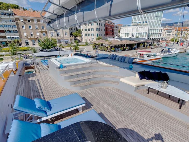 LIFE IS GOOD Ximar Sailing Yacht 45m - flybridge LIFE IS GOOD Ximar Sailing Yacht 45m - flybridge