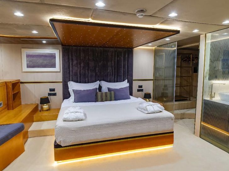 LIFE IS GOOD Ximar Sailing Yacht 45m - master cabin wide shot LIFE IS GOOD Ximar Sailing Yacht 45m - master cabin wide shot
