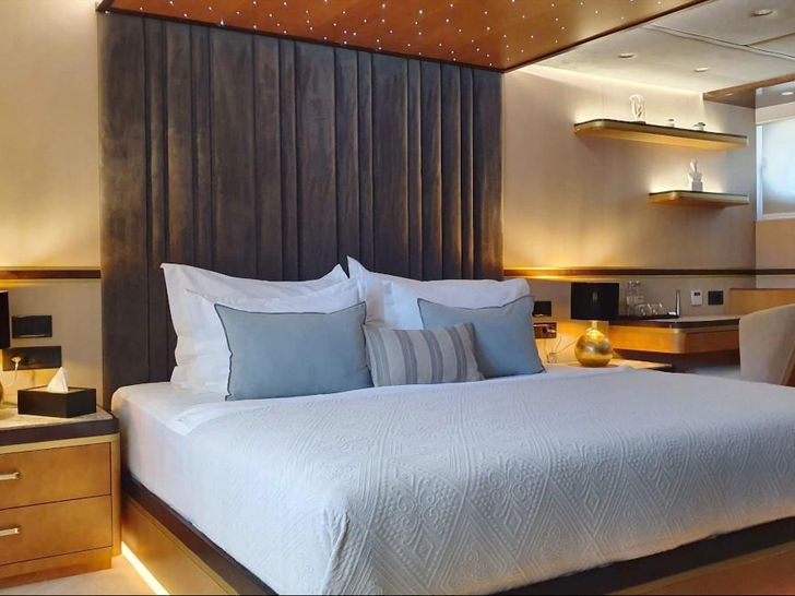 LIFE IS GOOD Ximar Sailing Yacht 45m - master cabin LIFE IS GOOD Ximar Sailing Yacht 45m - master cabin