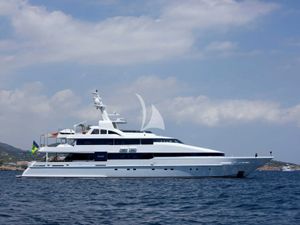 LIFE SAGA - Heesen Diaship 3850 - 5 Cabins - Porto Cervo - Olbia - Portisco - La Maddalena - Sardinia - Italy LIFE SAGA - Heesen Diaship 3850 - 5 Cabins - Porto Cervo - Olbia - Portisco - La Maddalena - Sardinia - Italy