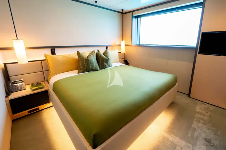 Charter Yacht LIMERENCE - Alia Sea Club 53m - 5 Cabins - Cannes - Nice - Antibes - St Tropez - French Riviera - Monaco