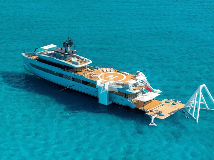 LIMERENCE Alia Sea Club 53m - anchored with the water toys LIMERENCE Alia Sea Club 53m - anchored with the water toys