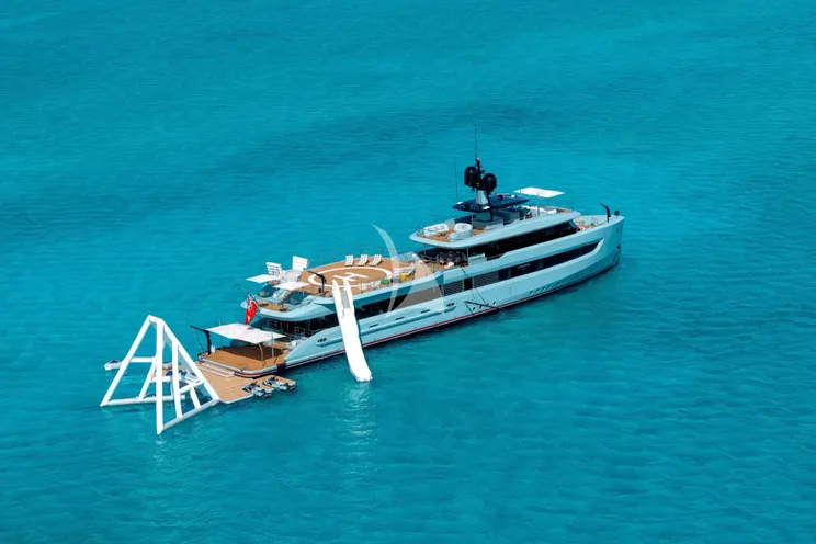 Charter Yacht LIMERENCE - Alia Sea Club 53m - 5 Cabins - Cannes - Nice - Antibes - St Tropez - French Riviera - Monaco