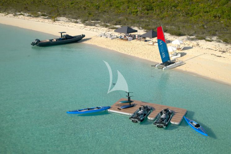 Charter Yacht LIMERENCE - Alia Sea Club 53m - 5 Cabins - Cannes - Nice - Antibes - St Tropez - French Riviera - Monaco