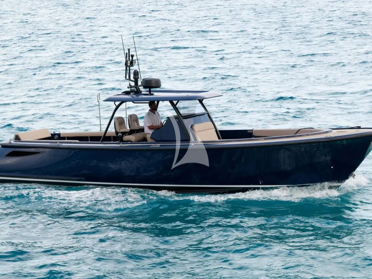 LIMERENCE Alia Sea Club 53m - chase boat LIMERENCE Alia Sea Club 53m - chase boat