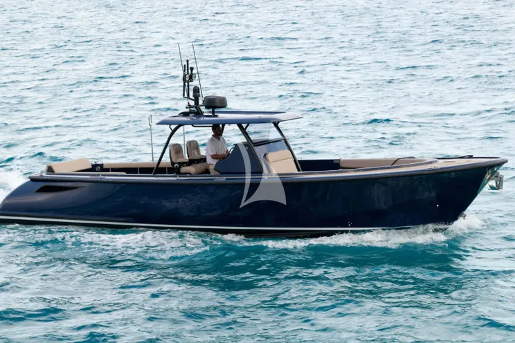 Charter Yacht LIMERENCE - Alia Sea Club 53m - 5 Cabins - Cannes - Nice - Antibes - St Tropez - French Riviera - Monaco