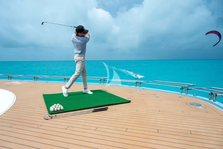 Charter Yacht LIMERENCE - Alia Sea Club 53m - 5 Cabins - Cannes - Nice - Antibes - St Tropez - French Riviera - Monaco