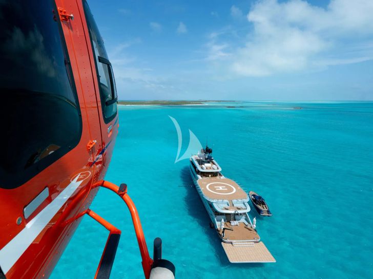 LIMERENCE Alia Sea Club 53m - helicopter landing LIMERENCE Alia Sea Club 53m - helicopter landing