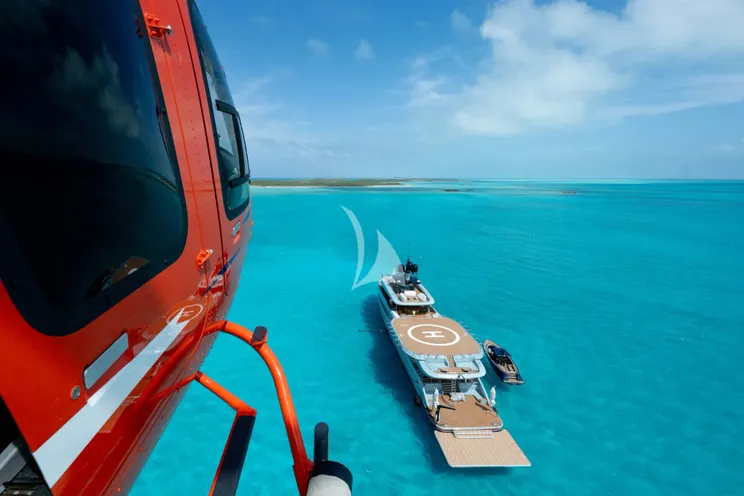 Charter Yacht LIMERENCE - Alia Sea Club 53m - 5 Cabins - Cannes - Nice - Antibes - St Tropez - French Riviera - Monaco