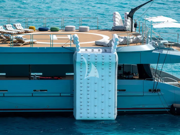 LIMERENCE Alia Sea Club 53m - inflatable climbing wall LIMERENCE Alia Sea Club 53m - inflatable climbing wall