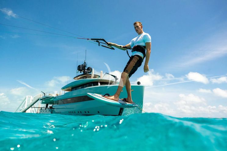 Charter Yacht LIMERENCE - Alia Sea Club 53m - 5 Cabins - Cannes - Nice - Antibes - St Tropez - French Riviera - Monaco