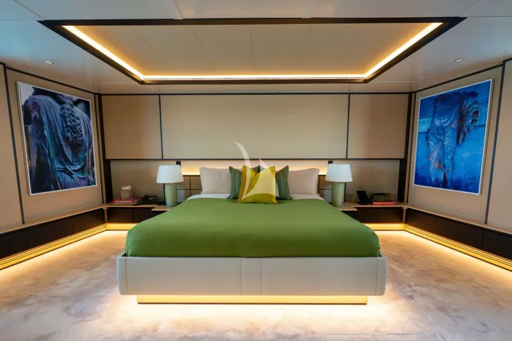 Charter Yacht LIMERENCE - Alia Sea Club 53m - 5 Cabins - Cannes - Nice - Antibes - St Tropez - French Riviera - Monaco