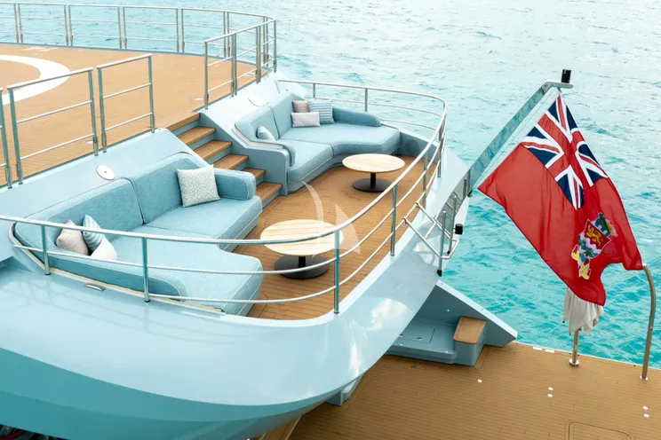 Charter Yacht LIMERENCE - Alia Sea Club 53m - 5 Cabins - Cannes - Nice - Antibes - St Tropez - French Riviera - Monaco