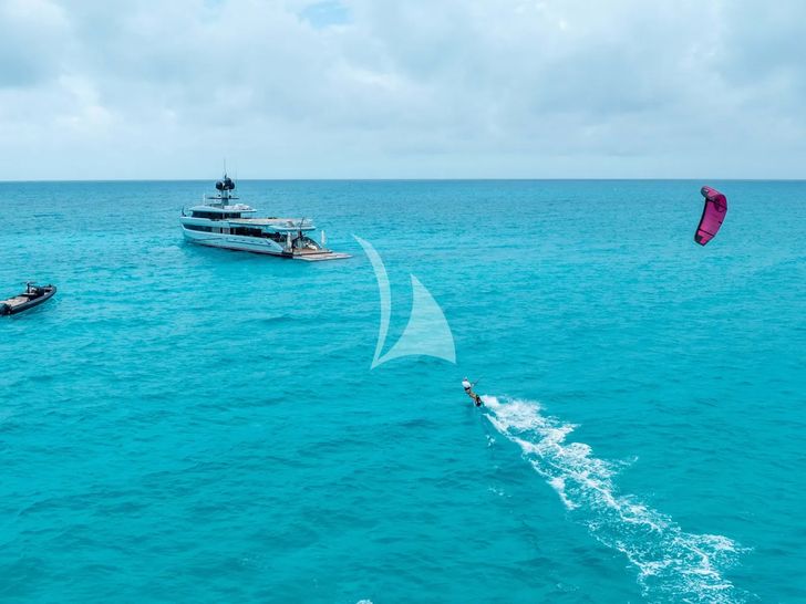 LIMERENCE Alia Sea Club 53m - water activities LIMERENCE Alia Sea Club 53m - water activities