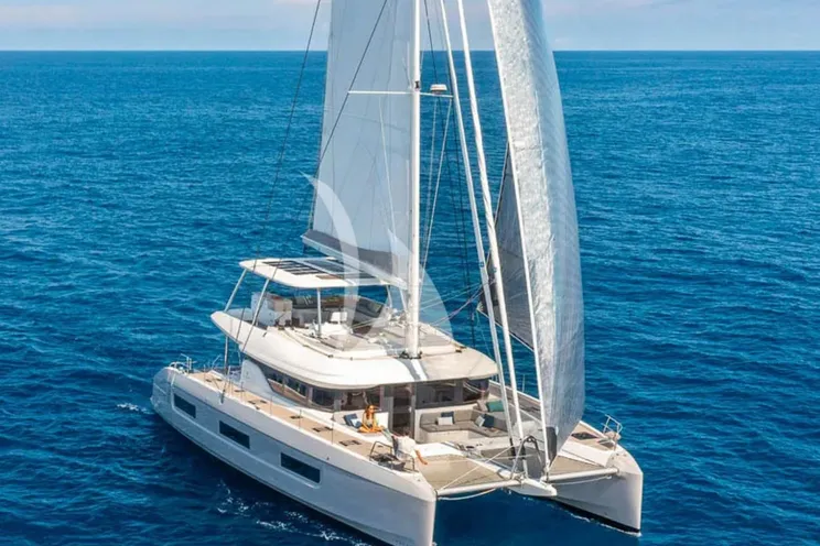 Charter Yacht LINDA - Lagoon 60 - 5 Cabins - Naples - Capri - Positano - Amalfi Coast - Italy