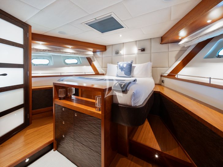 LITTLE PEARL Moonen 30m Superyacht VIP cabin LITTLE PEARL Moonen 30m Superyacht VIP cabin