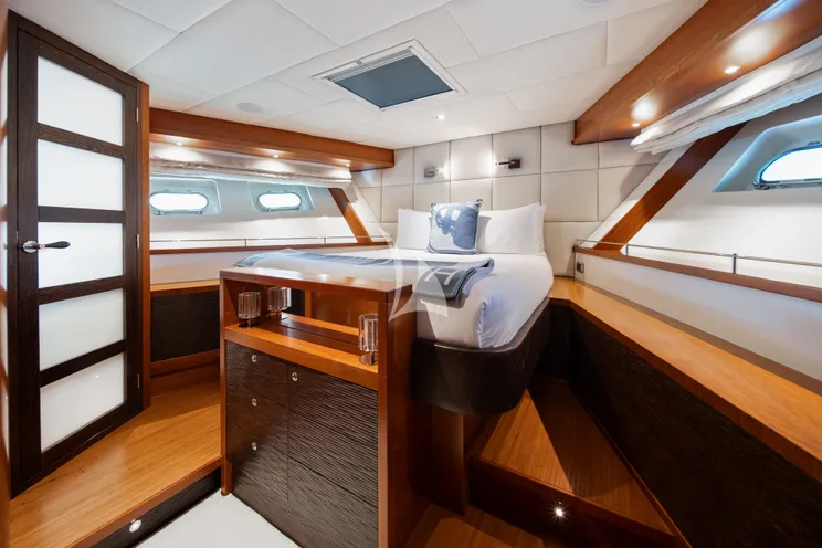 Charter Yacht LITTLE PERLE - Moonen 30m Superyacht - 4 Cabins - Sydney - Whitsunday Islands - East Coast Australia