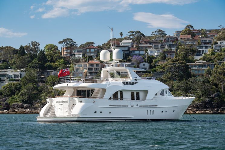 Charter Yacht LITTLE PERLE - Moonen 30m Superyacht - 4 Cabins - Sydney - Whitsunday Islands - East Coast Australia