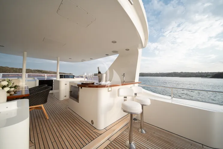 Charter Yacht LITTLE PERLE - Moonen 30m Superyacht - 4 Cabins - Sydney - Whitsunday Islands - East Coast Australia