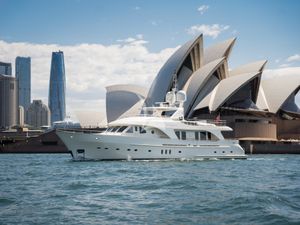 LITTLE PERLE - Moonen 30m Superyacht - 4 Cabins - Sydney - Whitsunday Islands - East Coast Australia