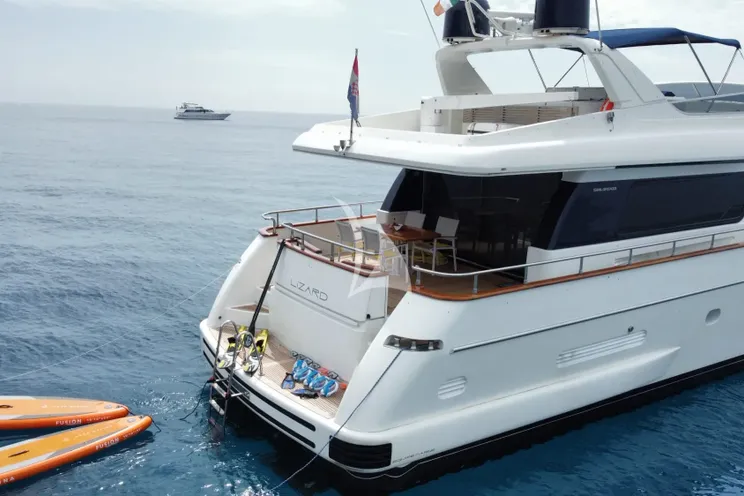 Charter Yacht LIZARD - Sanlorenzo 72 - 4 Cabins - Cannes - St Tropez - Nice - French Riviera