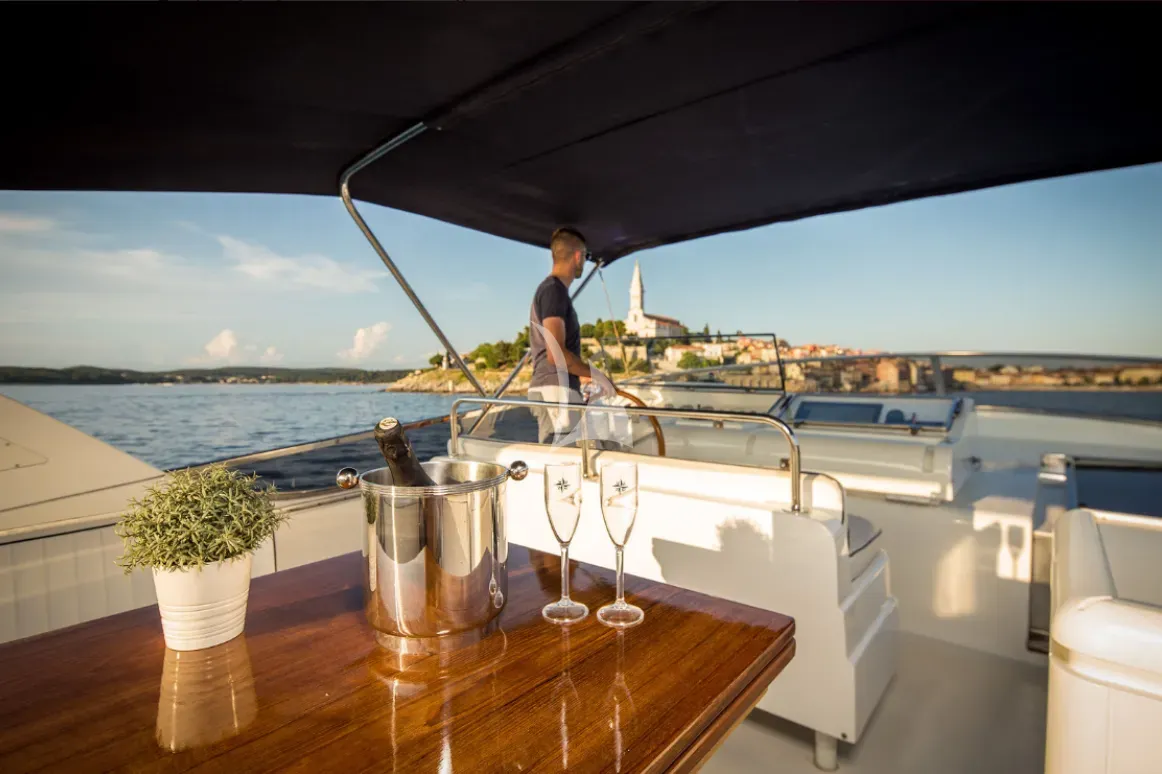 LIZARD Sanlorenzo 72 - flybridge