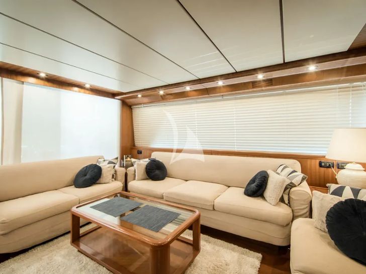 LIZARD Sanlorenzo 72 - saloon LIZARD Sanlorenzo 72 - saloon