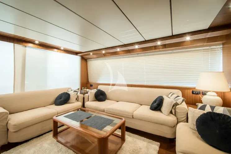 Charter Yacht LIZARD - Sanlorenzo 72 - 4 Cabins - Cannes - St Tropez - Nice - French Riviera