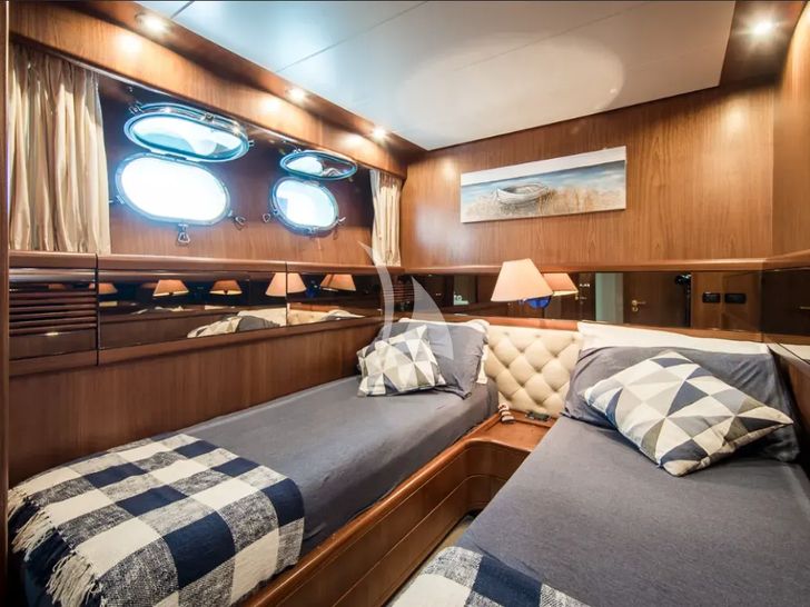 LIZARD Sanlorenzo 72 - twin cabin 1 LIZARD Sanlorenzo 72 - twin cabin 1