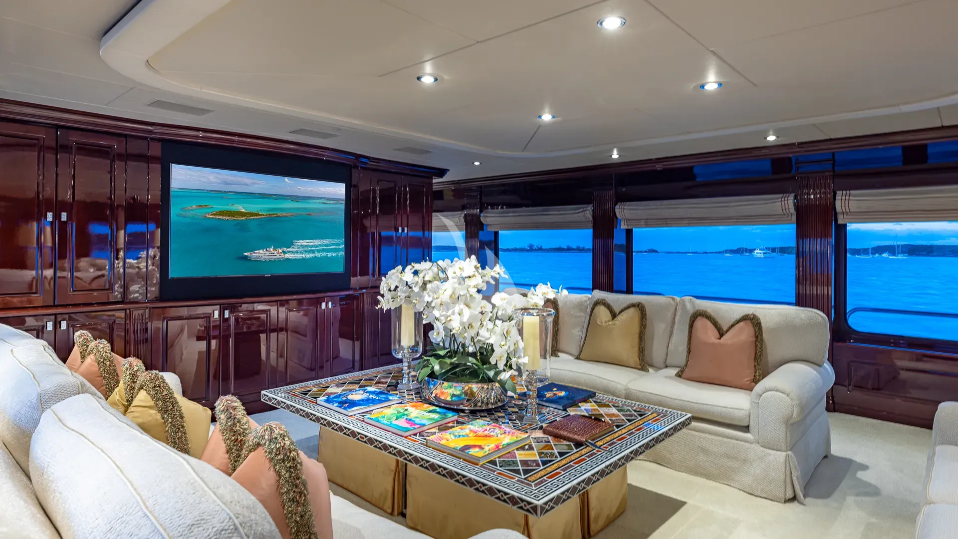 Charter Yacht LADY JOY - Christensen 157 - 6 Cabins - Nassau - Exumas - Bahamas