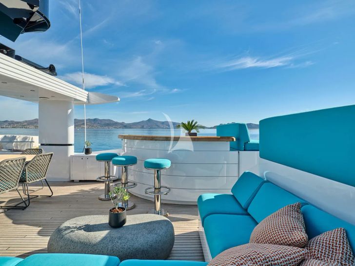 LOANA Baglietto 34m - sun deck bar and lounge LOANA Baglietto 34m - sun deck bar and lounge