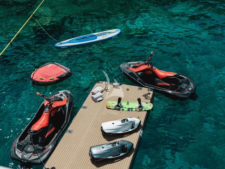 LOANA Baglietto 34m - water toys LOANA Baglietto 34m - water toys