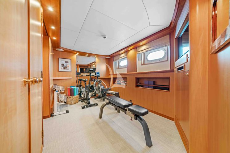 Charter Yacht LOHANKA - Hakvoort 40m - 4 Cabins - Nassau - Exumas - Bahamas