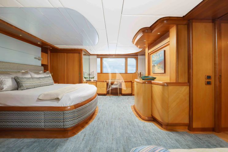 Charter Yacht LOHANKA - Hakvoort 40m - 4 Cabins - Nassau - Exumas - Bahamas